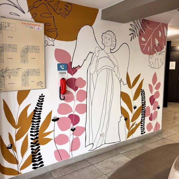 oeuvre d'art fresque Ange au sourire de Reims Appart City